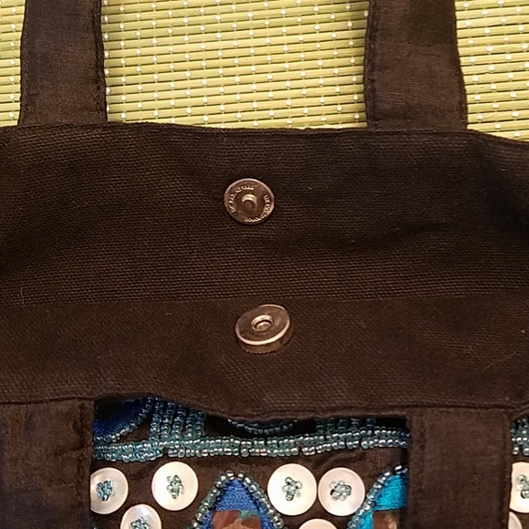 Cute mirrored and embroidered and beaded purse. - Picture 3 of 4